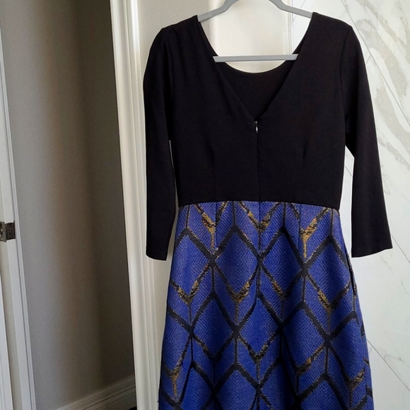 Slate & Willow Blue Metallic Print Dress - Picture 3 of 8